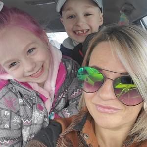 Meet your Posher, Lyndsey